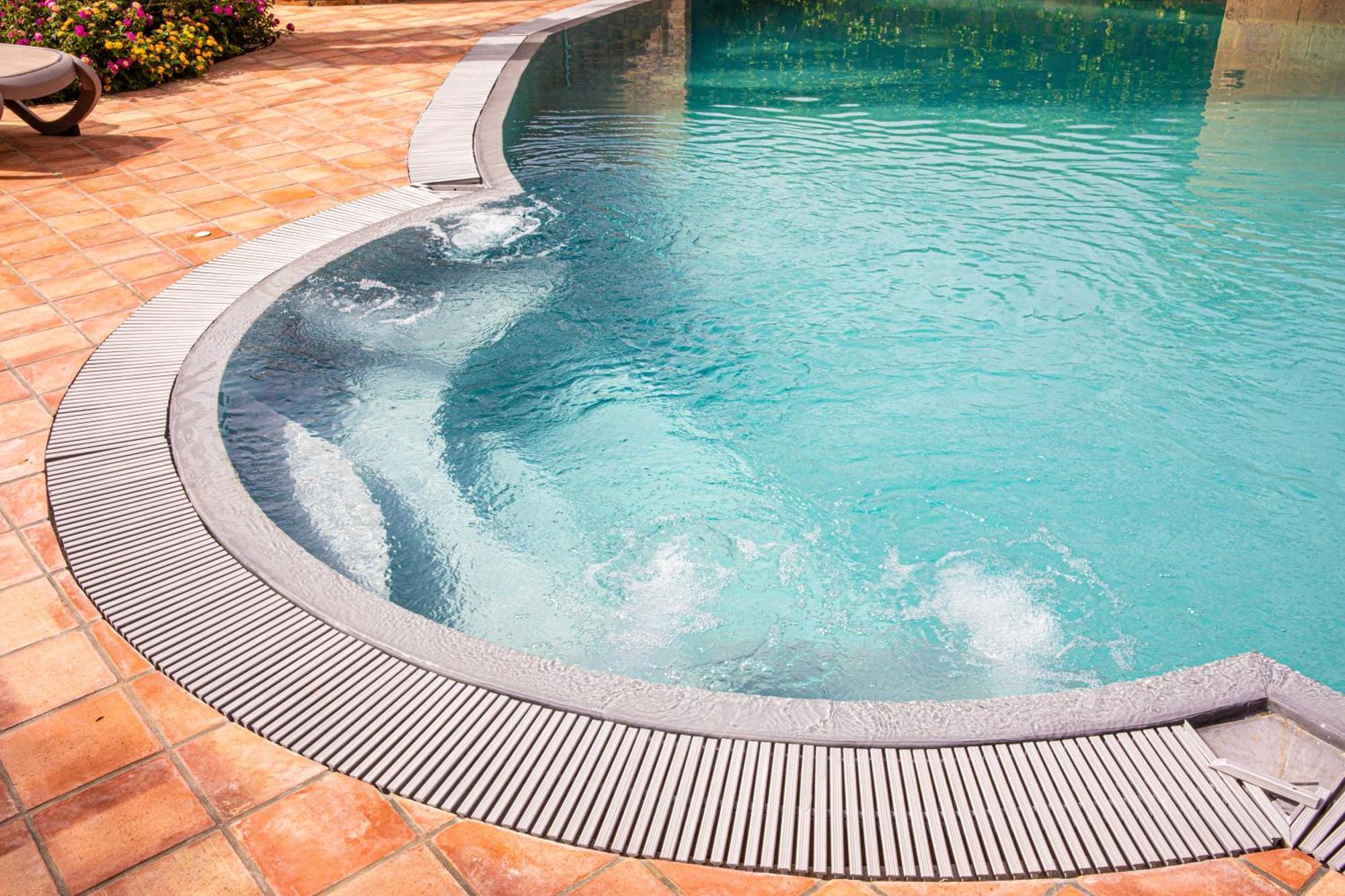 Villa Libeccio Appartment With Shared Swimming Pool, At 200 Meters From The Beach, Solarium And Private Parking Avola Extérieur photo